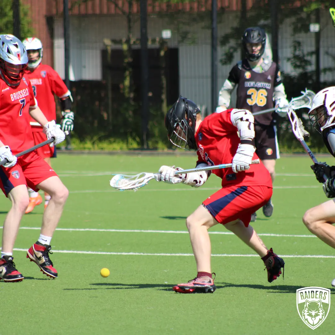 Battling for the ground ball