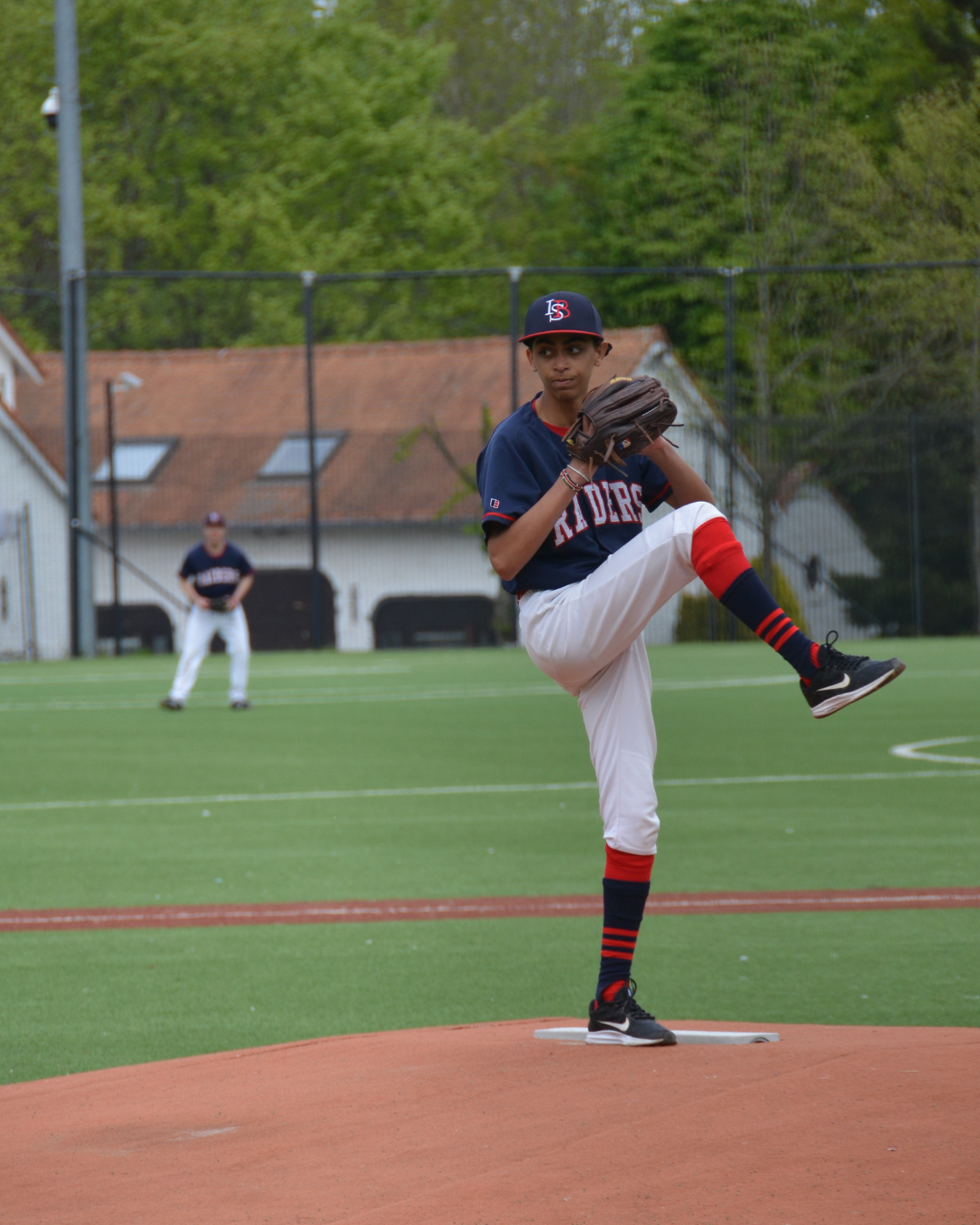 High leg kick
