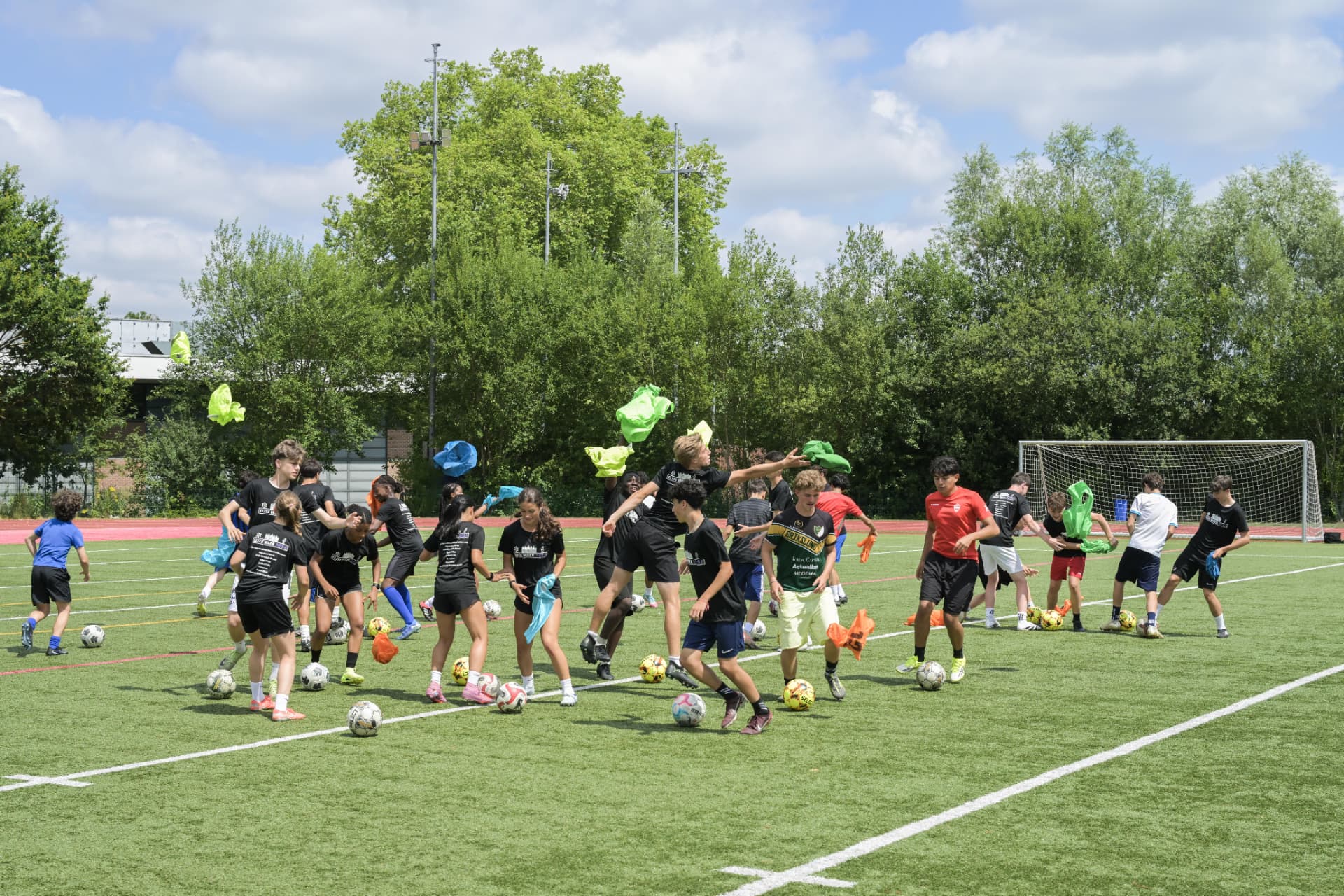 Full-field warm-up with the whole camp