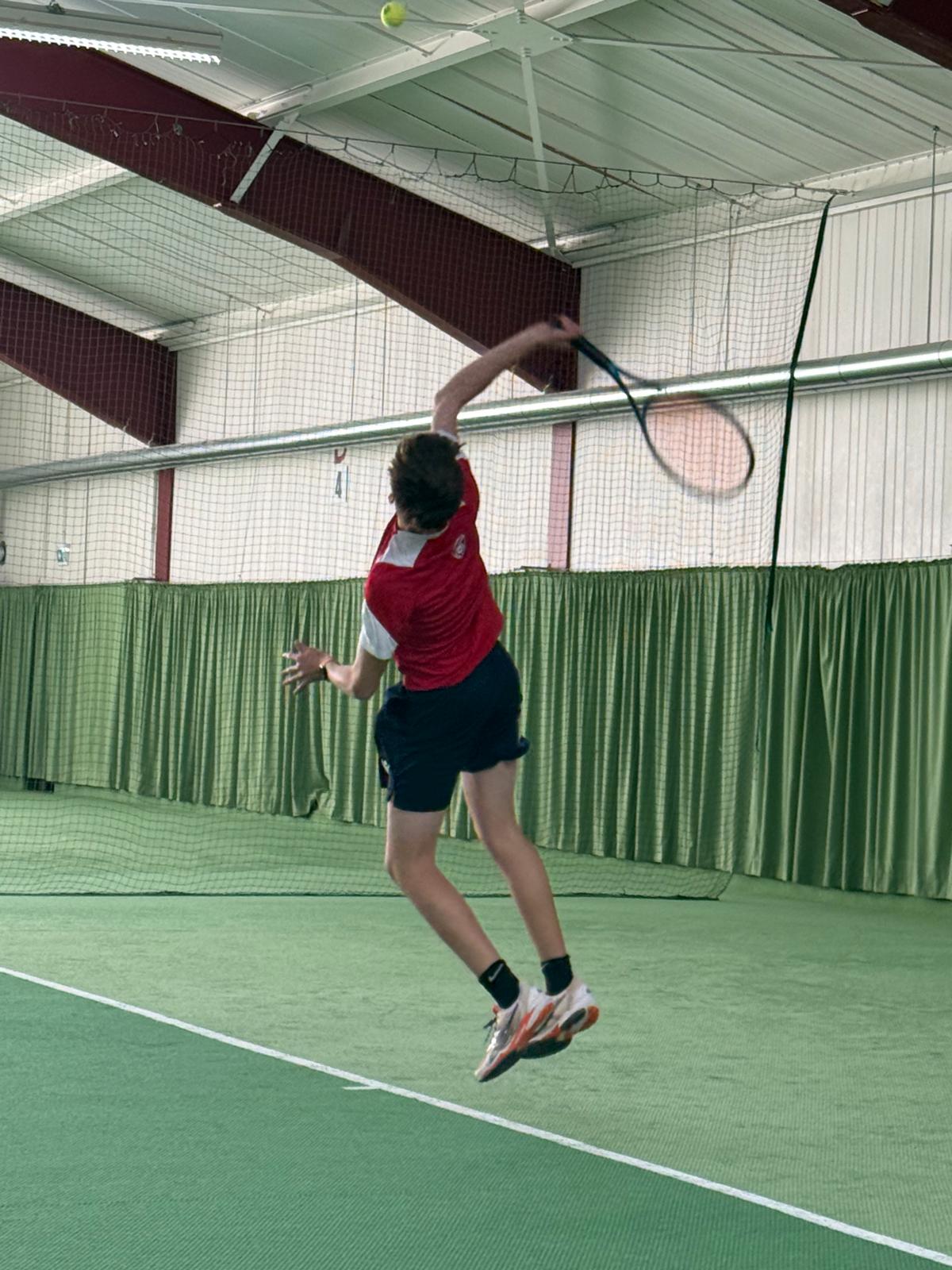 Serve at full stretch