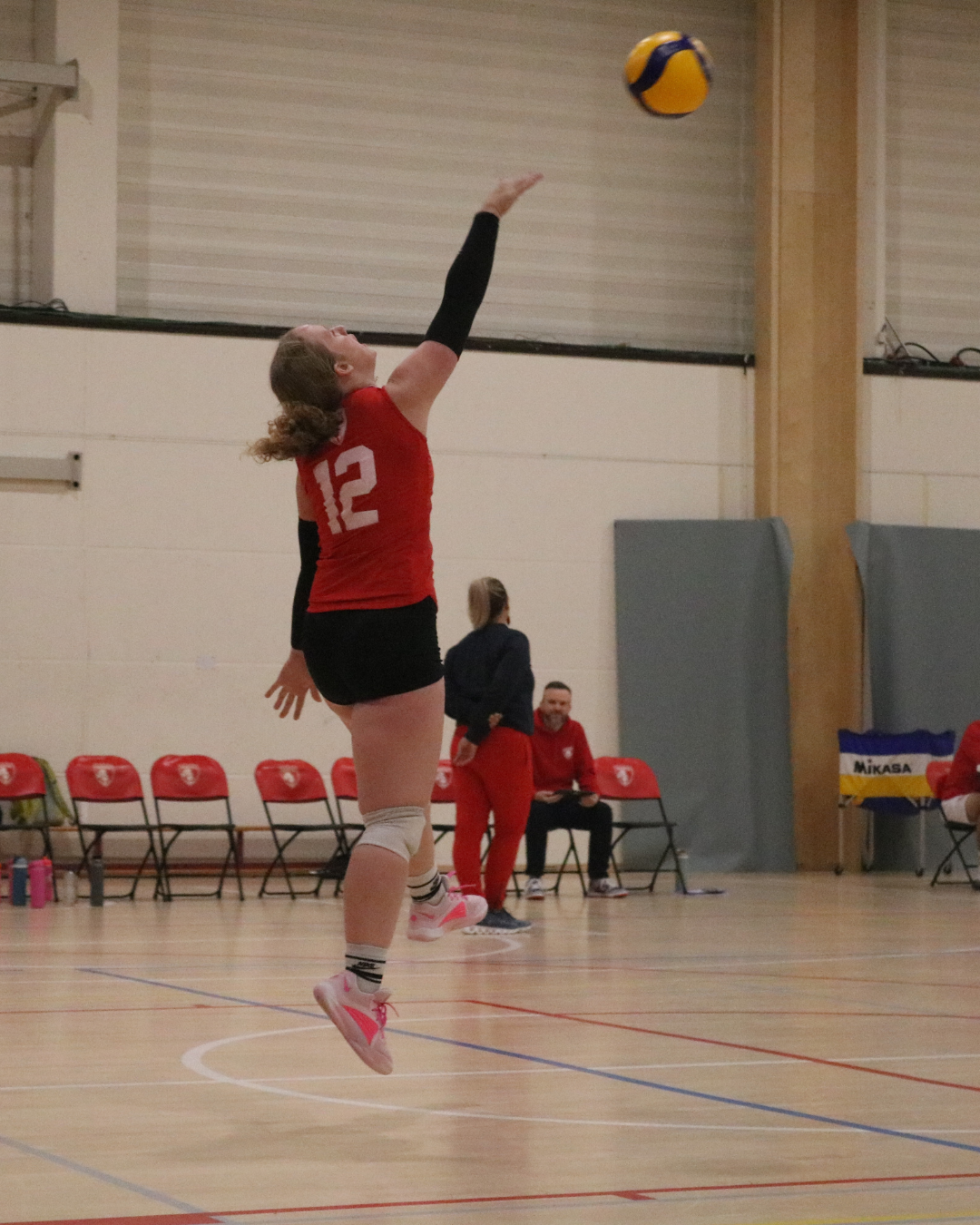 Jump serve